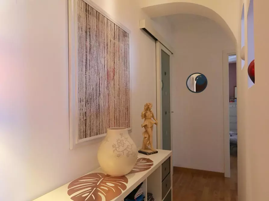 Immagine 12 di Appartamento in vendita  a Pontedera