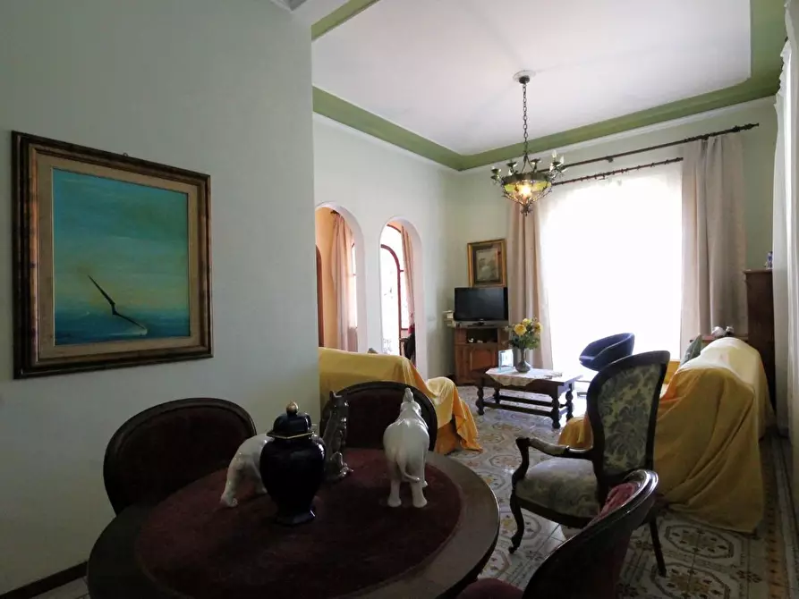 Immagine 14 di Villa in vendita  a Lucca