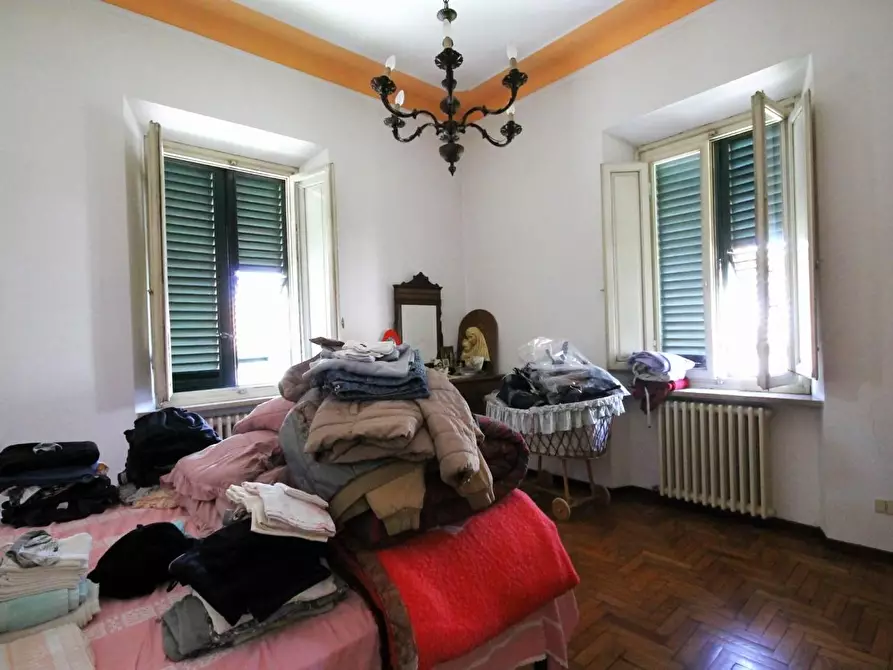 Immagine 28 di Villa in vendita  a Lucca
