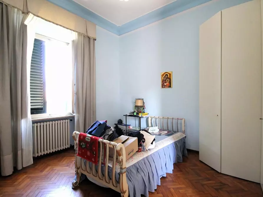 Immagine 23 di Villa in vendita  a Lucca