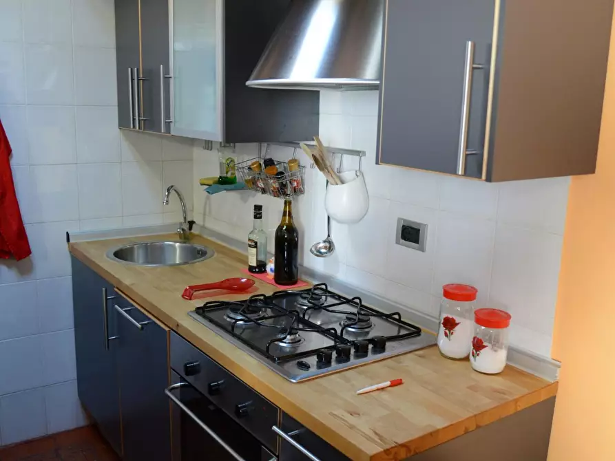 Immagine 7 di Appartamento in vendita  a Pisa