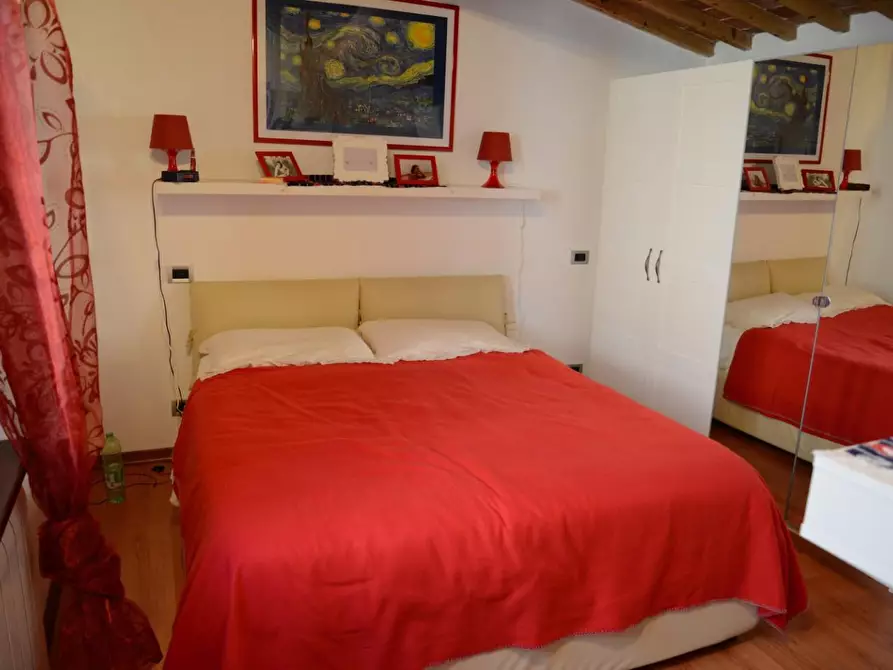 Immagine 14 di Appartamento in vendita  a Pisa