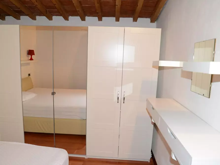 Immagine 17 di Appartamento in vendita  a Pisa