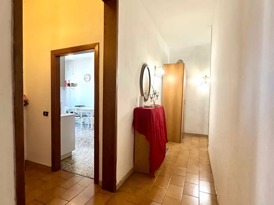 Immagine 10 di Appartamento in vendita  a Empoli