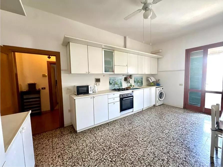 Immagine 46 di Appartamento in vendita  a Empoli