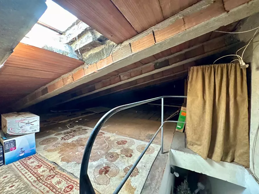 Immagine 43 di Appartamento in vendita  a Empoli