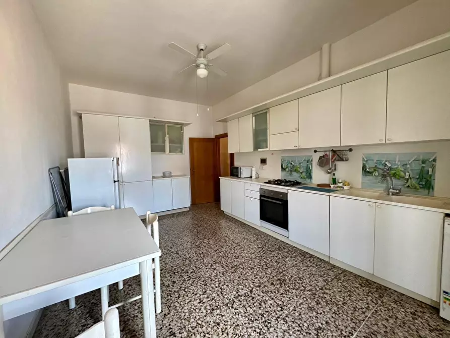 Immagine 17 di Appartamento in vendita  a Empoli