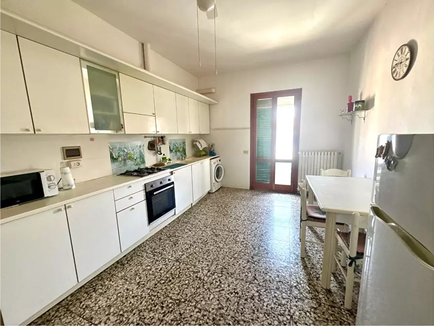 Immagine 16 di Appartamento in vendita  a Empoli