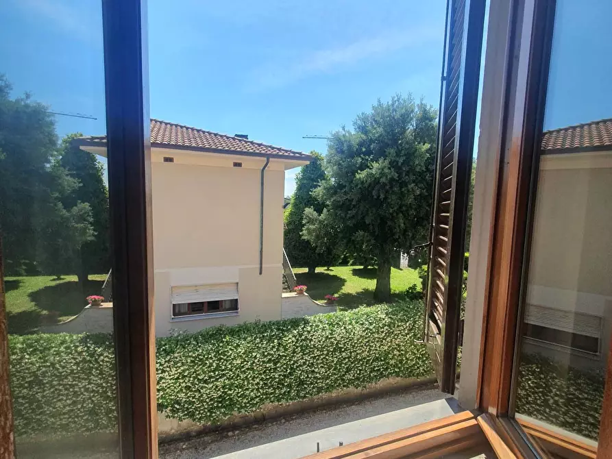 Immagine 26 di Villa in vendita  a Lucca
