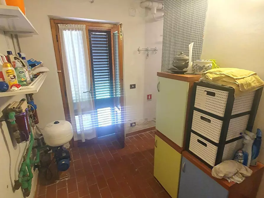 Immagine 16 di Villa in vendita  a Lucca