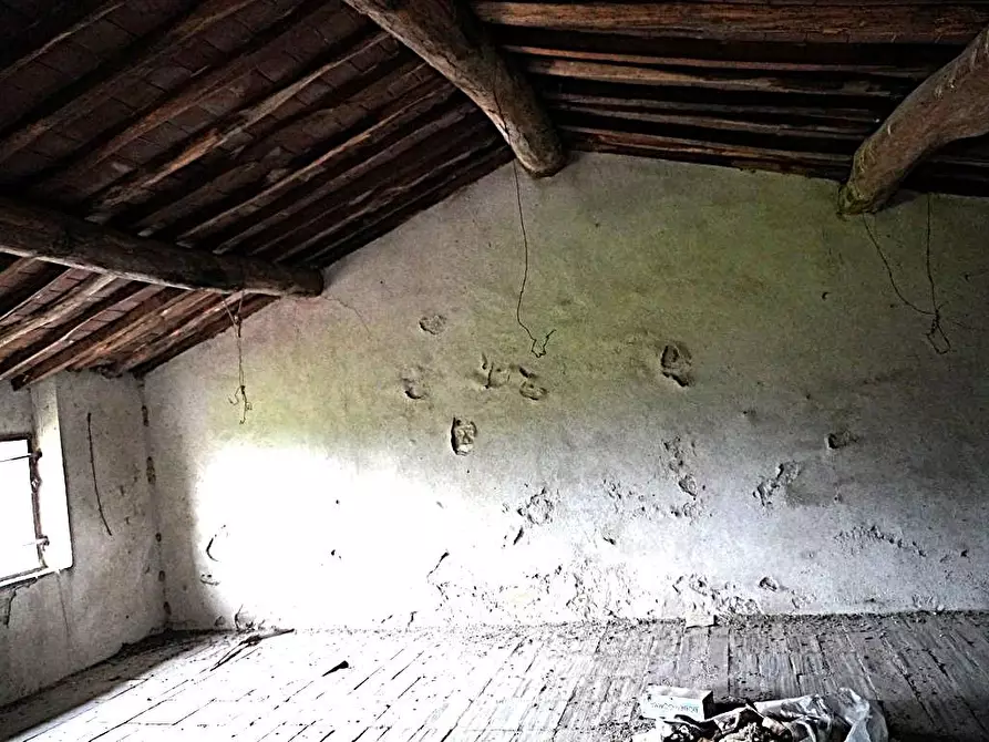 Immagine 16 di Casa semindipendente in vendita  a Capannori