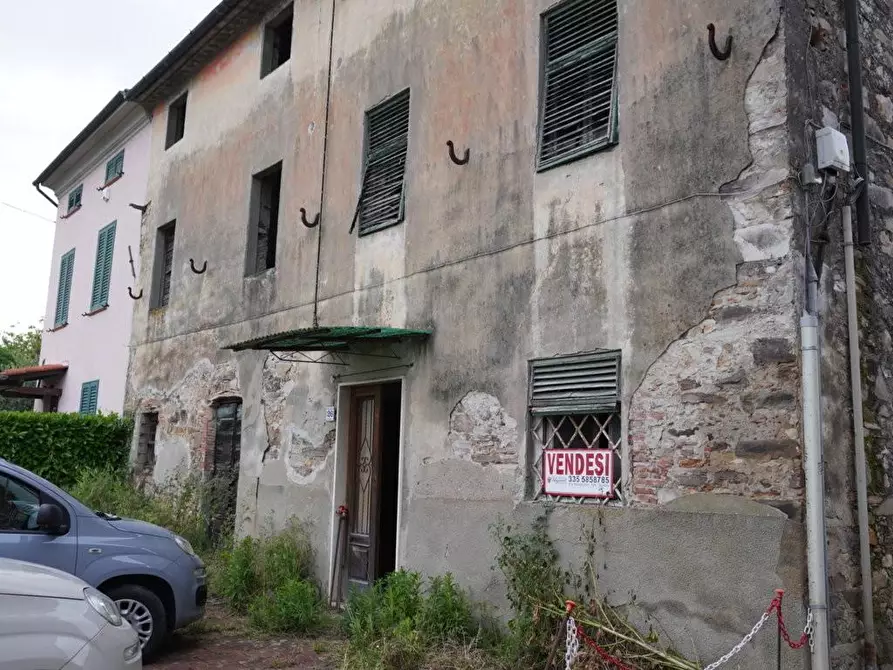 Immagine 19 di Casa semindipendente in vendita  a Capannori