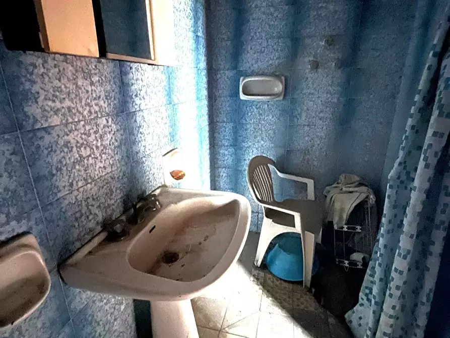 Immagine 11 di Casa semindipendente in vendita  a Capannori