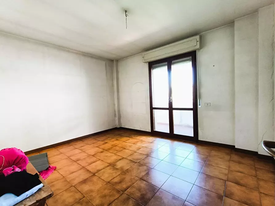 Immagine 4 di Appartamento in vendita  a Pisa