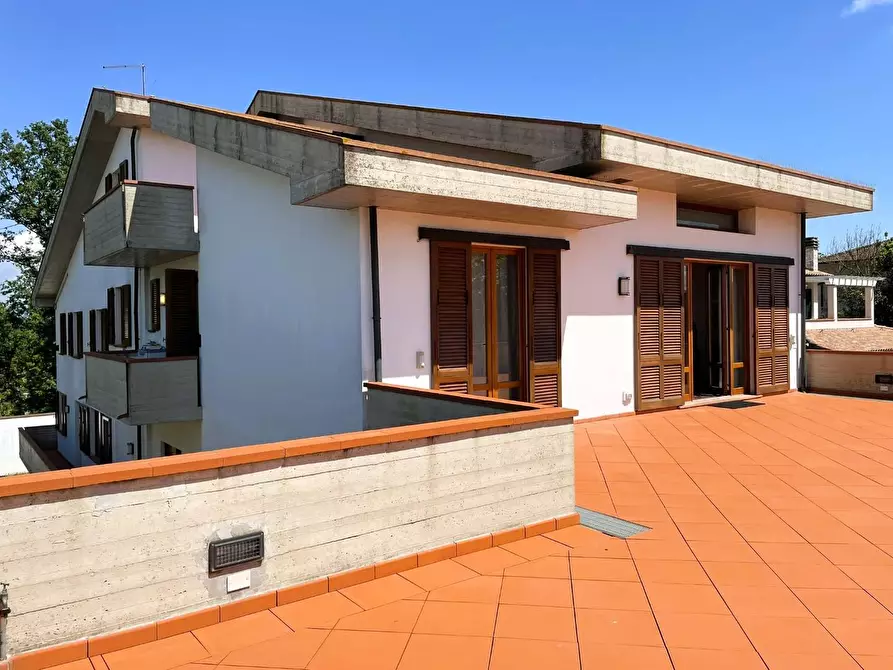 Immagine 13 di Palazzo in vendita  a Montopoli In Val D'arno