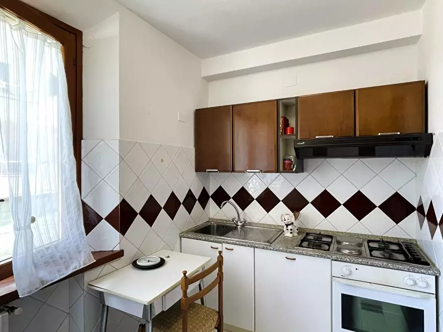 Immagine 69 di Palazzo in vendita  a Montopoli In Val D'arno