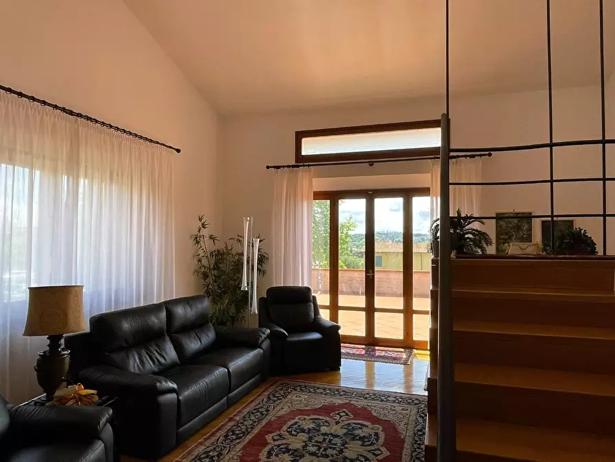 Immagine 12 di Palazzo in vendita  a Montopoli In Val D'arno