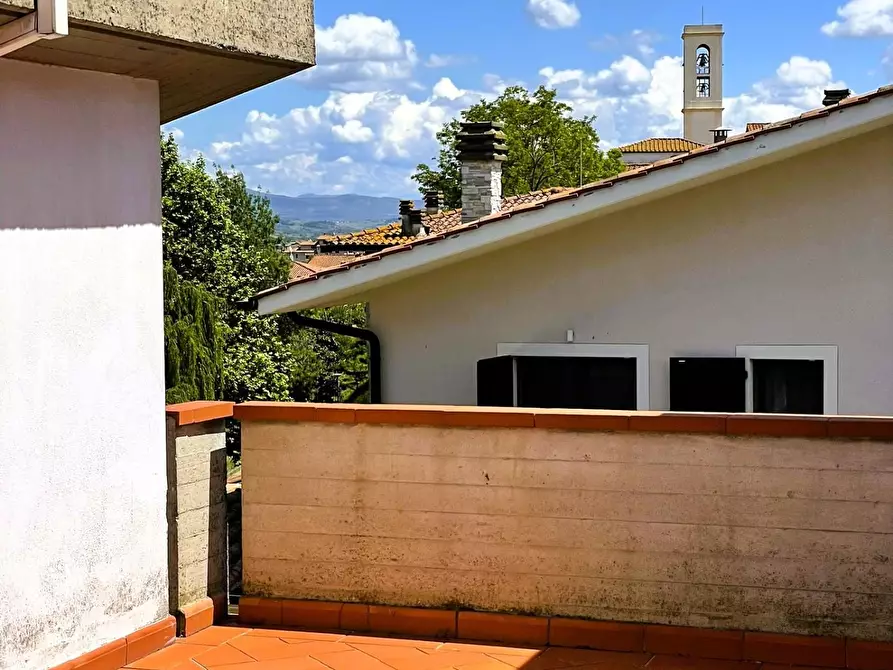 Immagine 35 di Palazzo in vendita  a Montopoli In Val D'arno