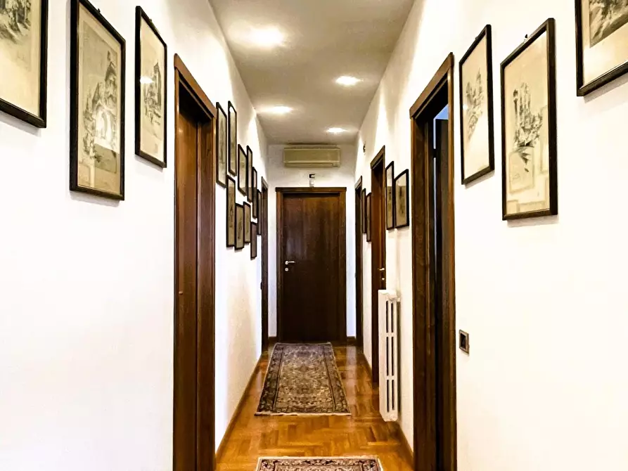 Immagine 47 di Palazzo in vendita  a Montopoli In Val D'arno