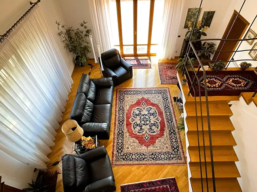 Immagine 19 di Palazzo in vendita  a Montopoli In Val D'arno