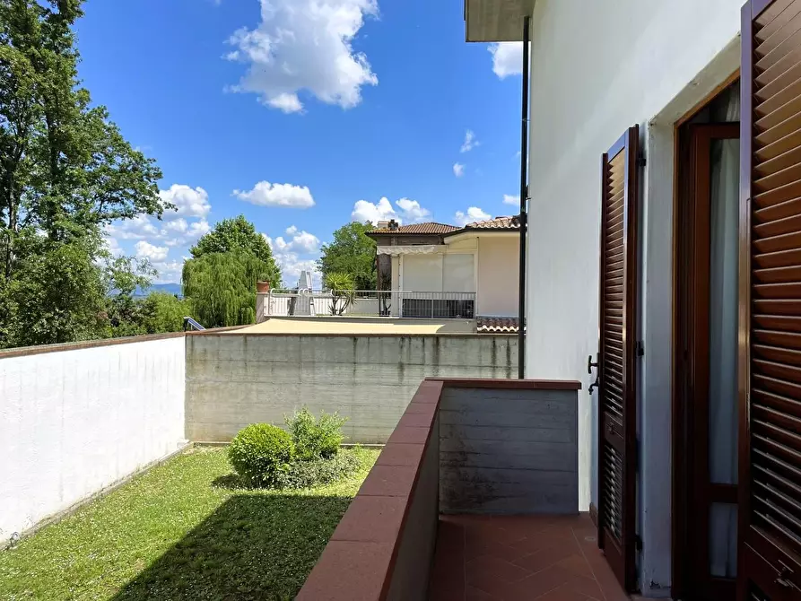 Immagine 82 di Palazzo in vendita  a Montopoli In Val D'arno