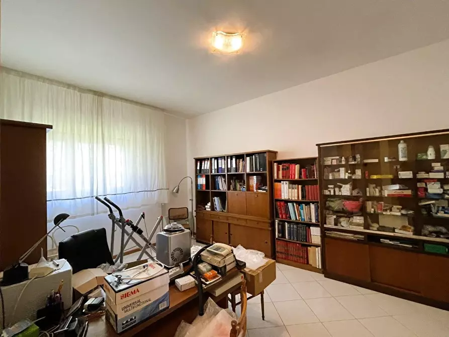 Immagine 85 di Palazzo in vendita  a Montopoli In Val D'arno