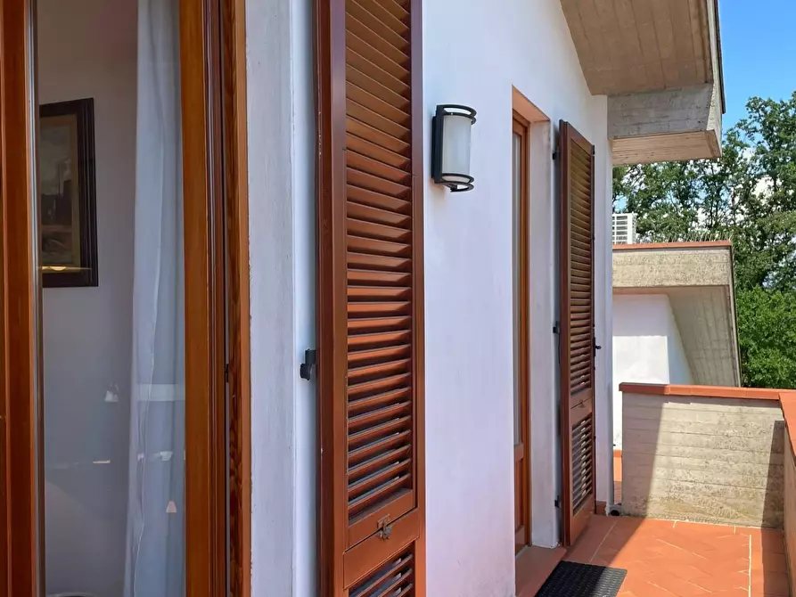 Immagine 26 di Palazzo in vendita  a Montopoli In Val D'arno