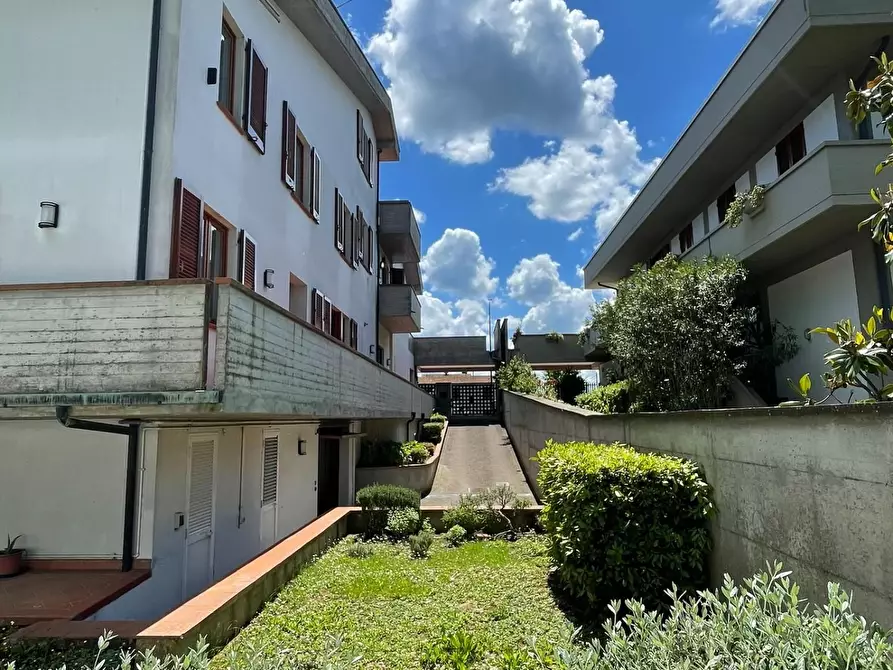 Immagine 98 di Palazzo in vendita  a Montopoli In Val D'arno