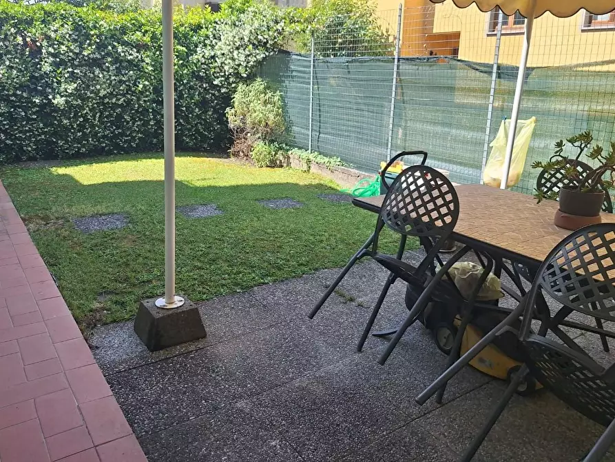 Immagine 19 di Villetta a schiera in vendita  a Lucca