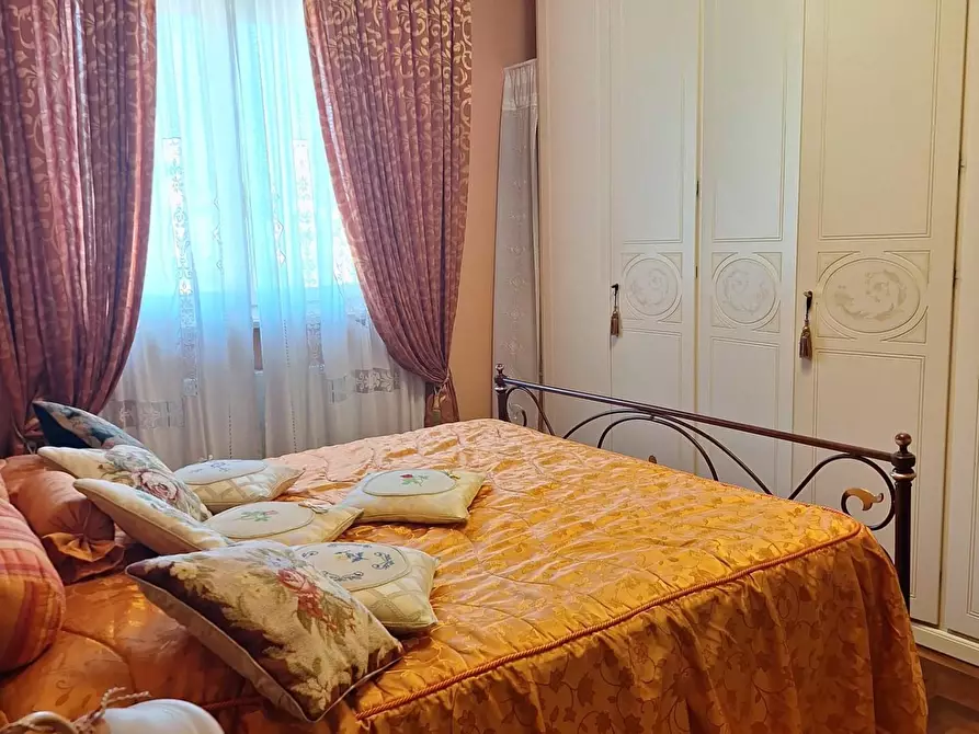 Immagine 24 di Villetta a schiera in vendita  a Lucca