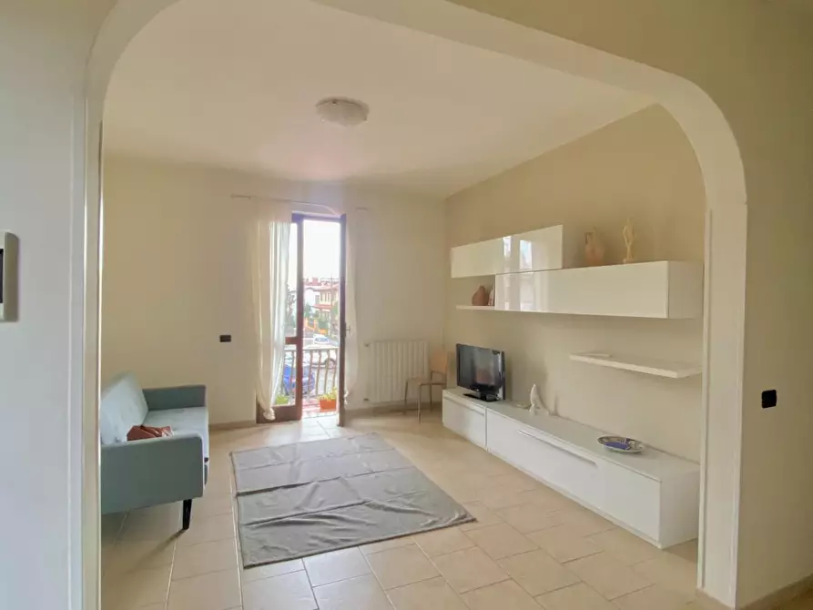 Immagine 4 di Appartamento in vendita  a Massa