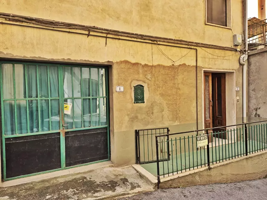 Immagine 13 di Palazzo in vendita  a Castelfiorentino