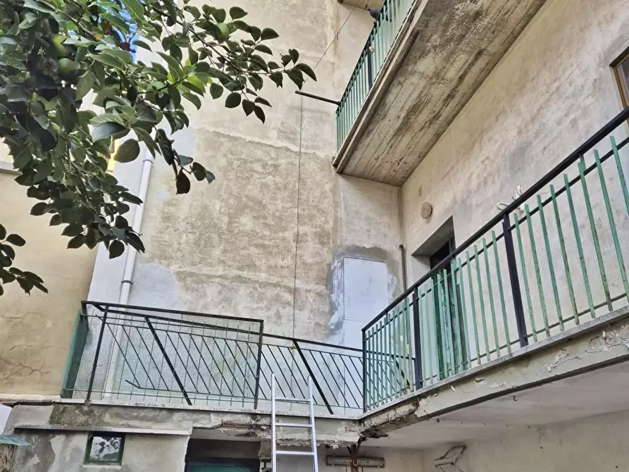 Immagine 11 di Palazzo in vendita  a Castelfiorentino