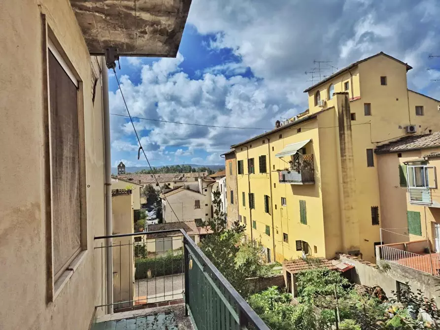 Immagine 14 di Palazzo in vendita  a Castelfiorentino