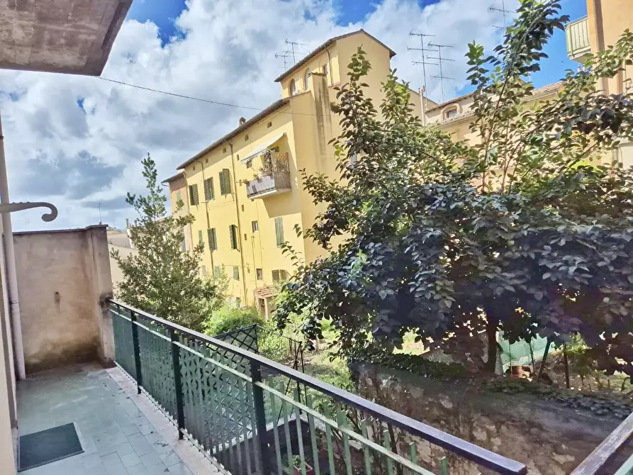 Immagine 12 di Palazzo in vendita  a Castelfiorentino