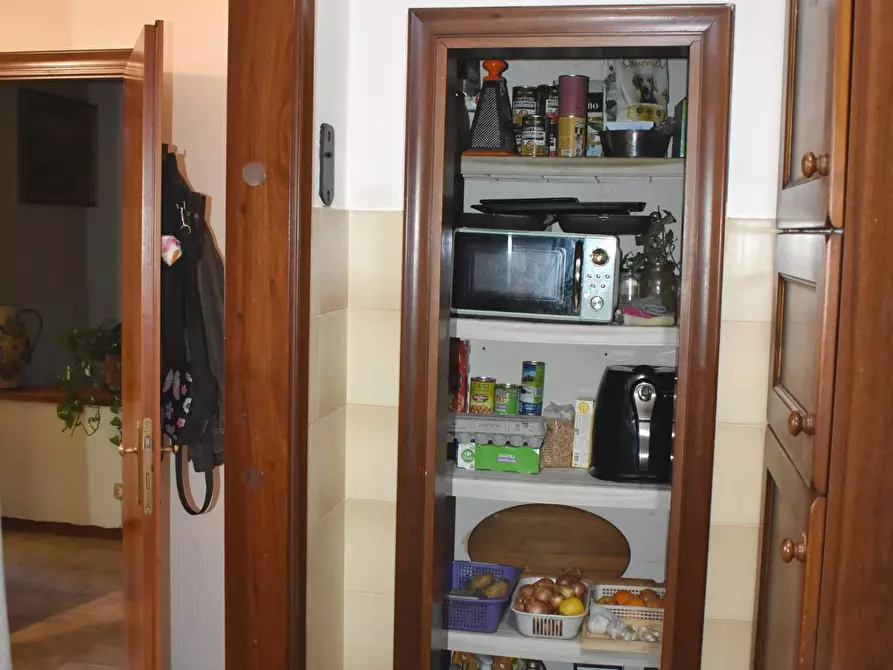 Immagine 5 di Appartamento in vendita  a Gambassi Terme