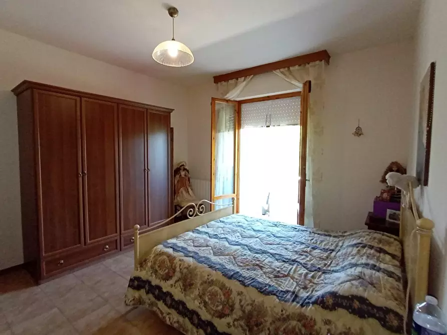 Immagine 10 di Appartamento in vendita  a Gambassi Terme