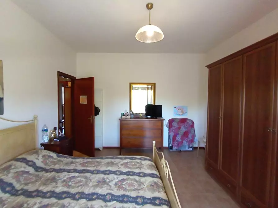 Immagine 12 di Appartamento in vendita  a Gambassi Terme