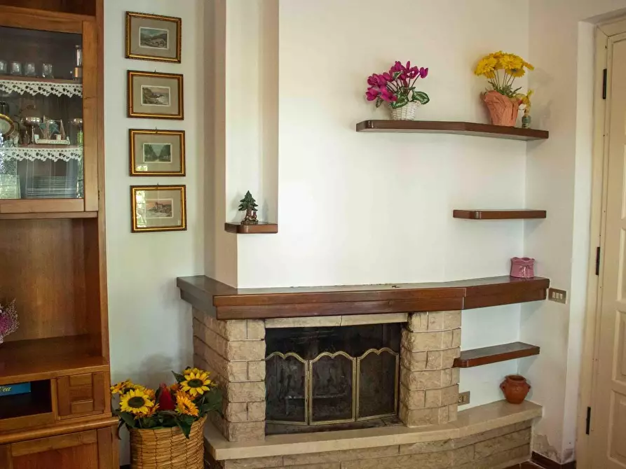 Immagine 3 di Villetta a schiera in vendita  a San Giuliano Terme