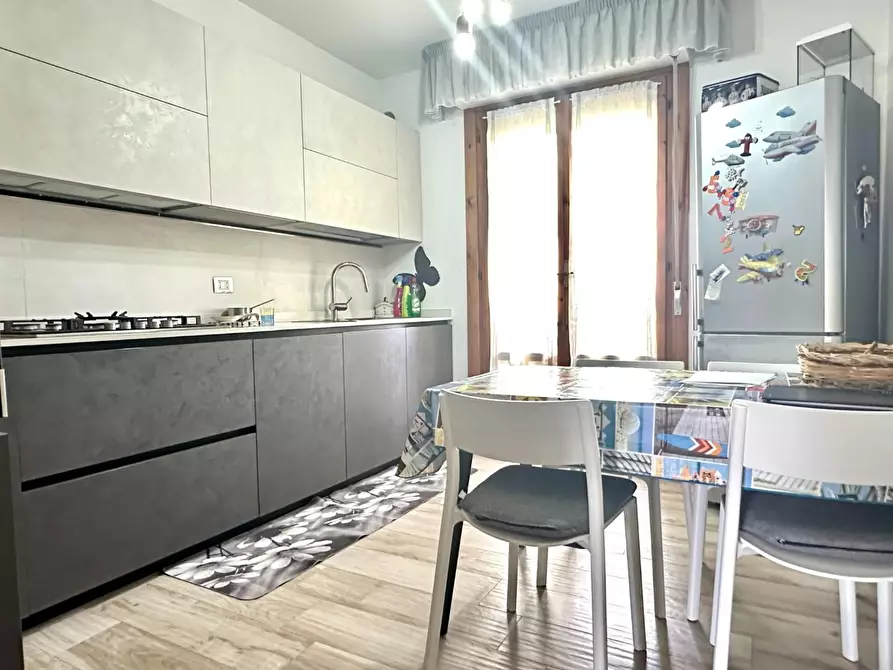 Immagine 11 di Appartamento in vendita  a Monteroni D'arbia