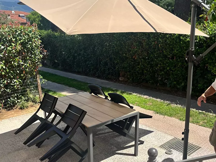 Immagine 7 di Appartamento in vendita  a Massa