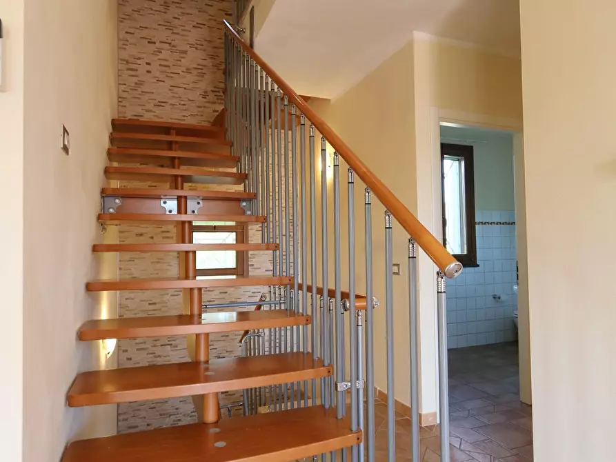 Immagine 8 di Villa in vendita  a San Giuliano Terme