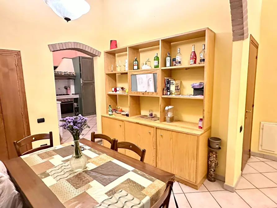 Immagine 20 di Appartamento in vendita  a Siena