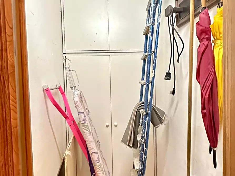 Immagine 12 di Appartamento in vendita  a Siena