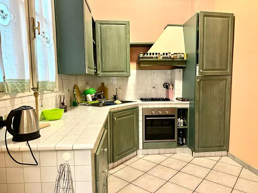 Immagine 2 di Appartamento in vendita  a Siena