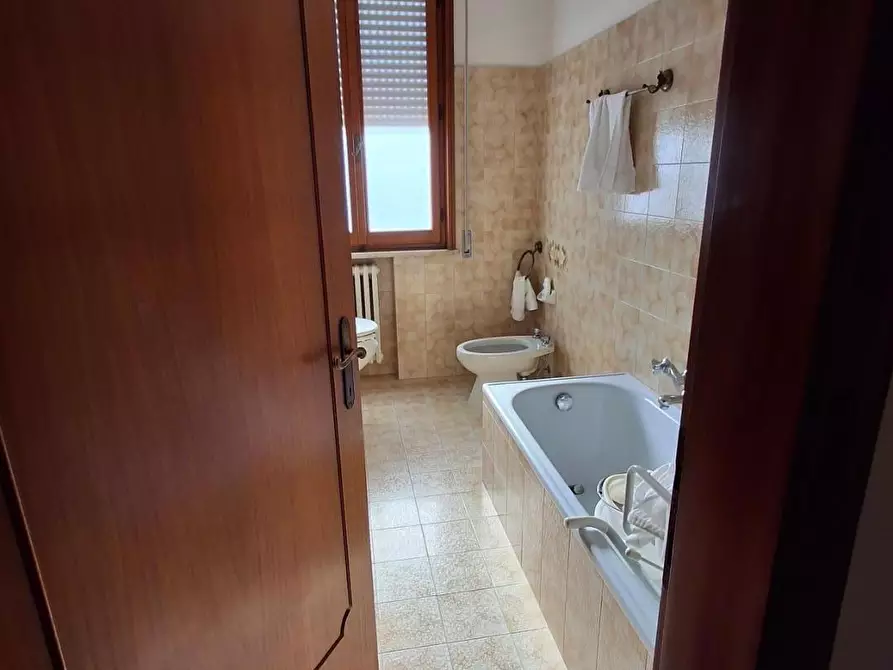 Immagine 10 di Appartamento in vendita  a Vinci