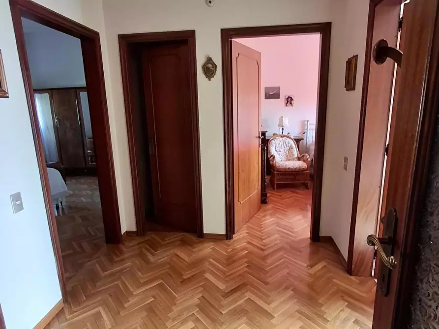 Immagine 9 di Appartamento in vendita  a Vinci