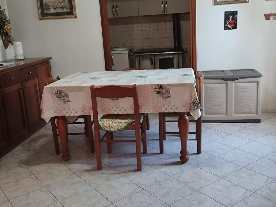 Immagine 16 di Casa colonica in vendita  a Cascina