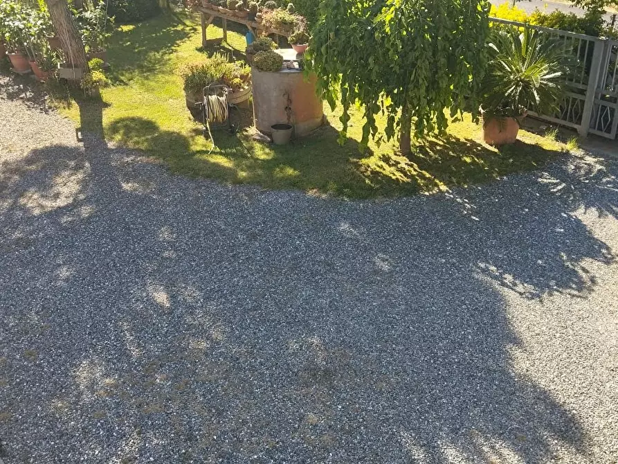 Immagine 13 di Casa colonica in vendita  a Cascina