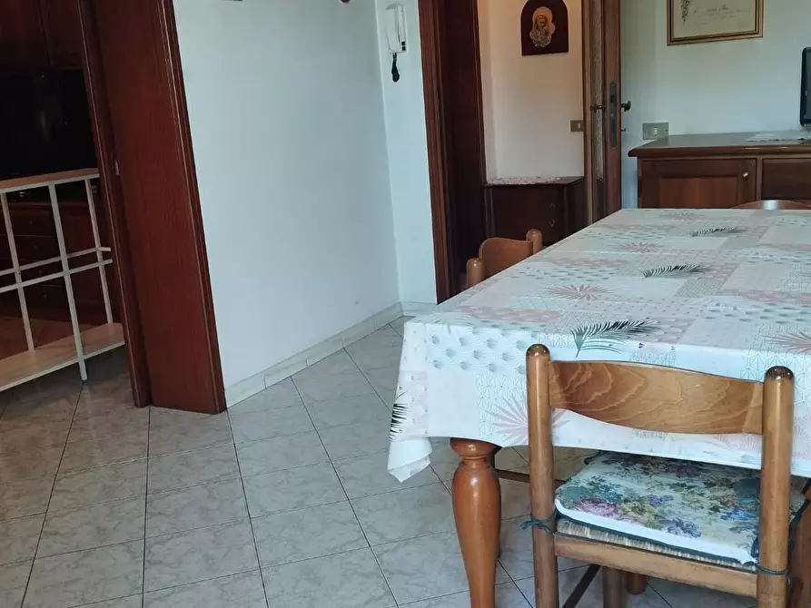 Immagine 9 di Casa colonica in vendita  a Cascina